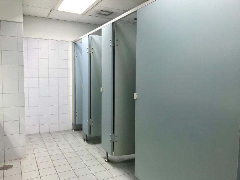 How to Choose the Best Color for New Toilet Partitions