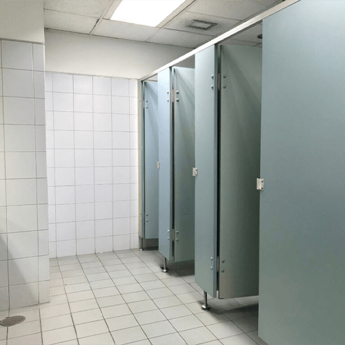 Factors to Consider When Selecting a Commercial Bathroom Partition